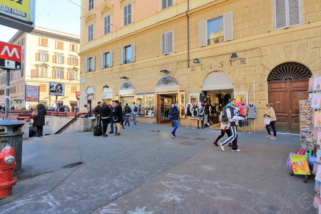 Lucky Holiday Apartments Roma Exterior foto