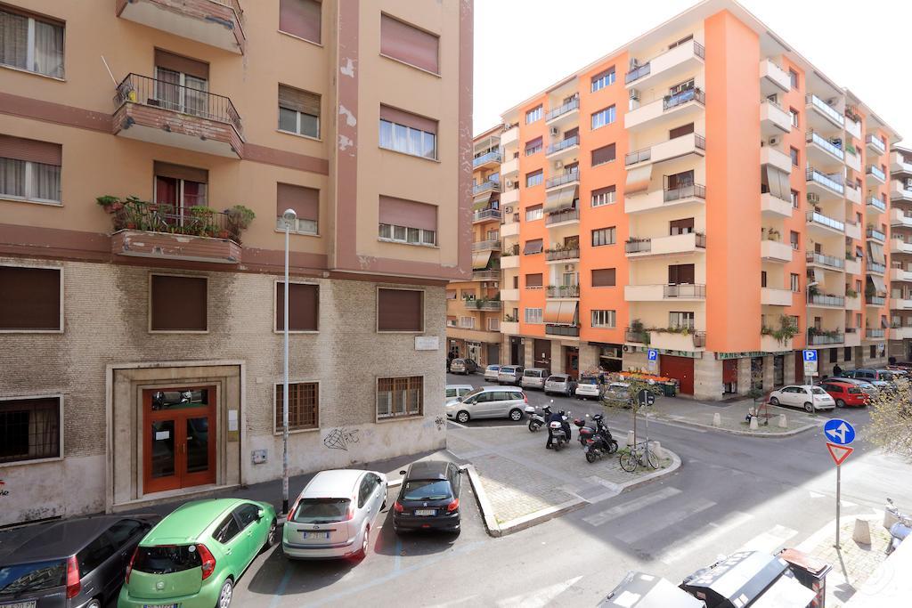 Lucky Holiday Apartments Roma Exterior foto